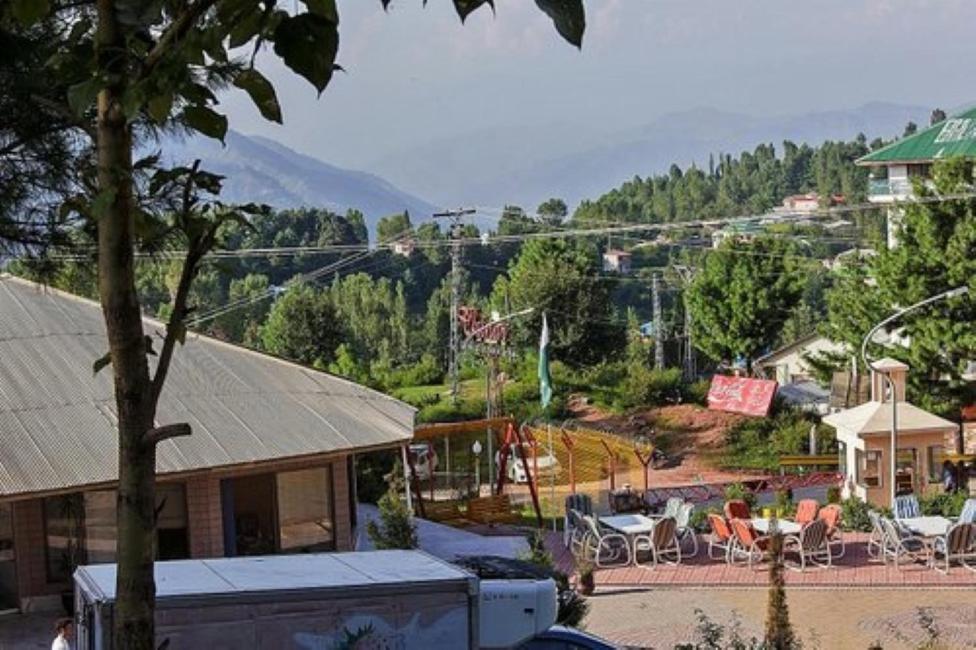 Chinar Family Resort Bhurban Exterior photo